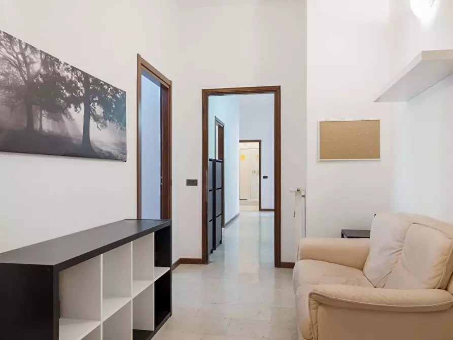 Immagine 11 di Camera in affitto  in Via Curtatone14 a Milano