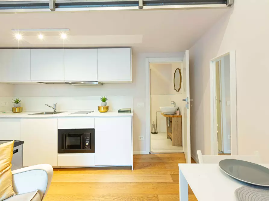 Immagine 5 di Appartamento in affitto  in Via Rovereto5 a Milano