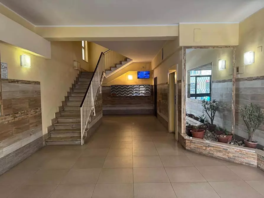 Immagine 4 di Appartamento in affitto  in Via Cairano11 a Roma