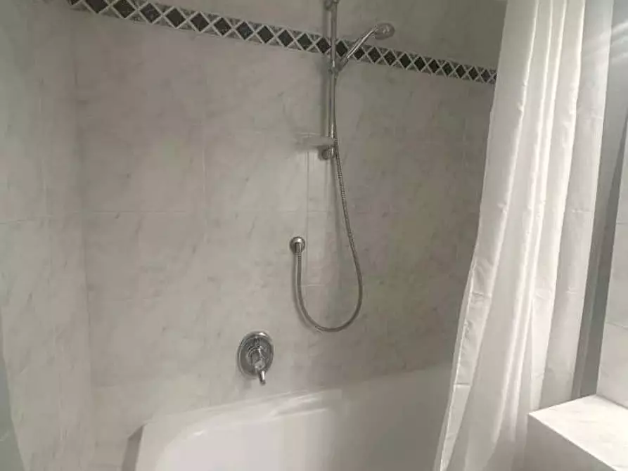 Immagine 11 di Camera in affitto  in Via Giordano Bruno a Firenze