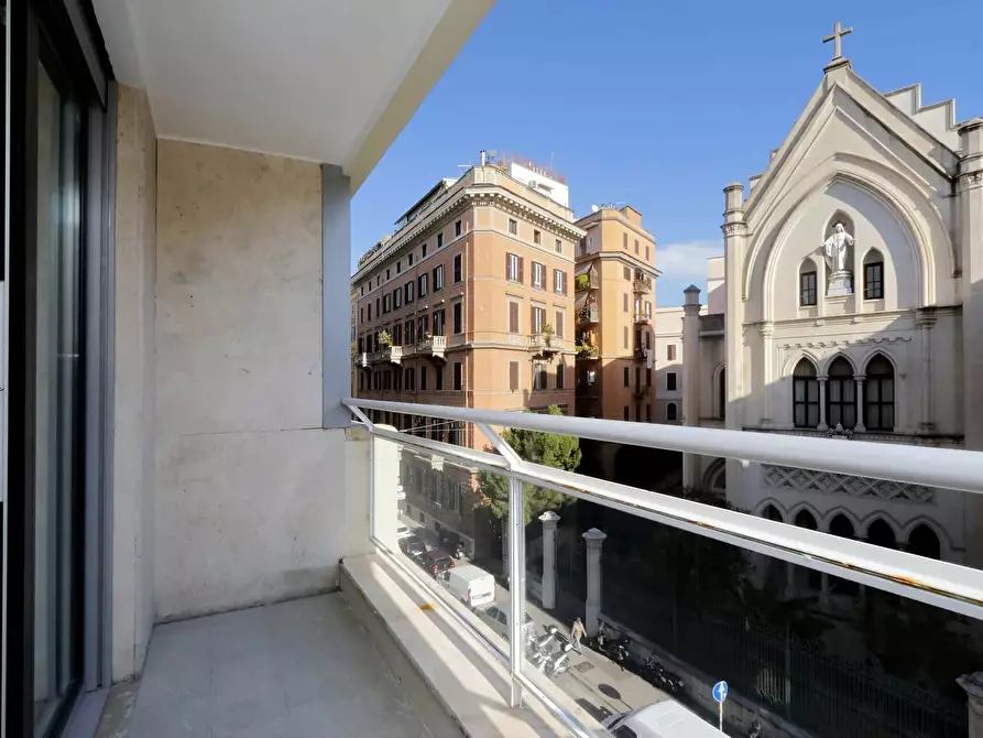 Immagine 12 di Appartamento in affitto  in Via Flavia93 a Roma