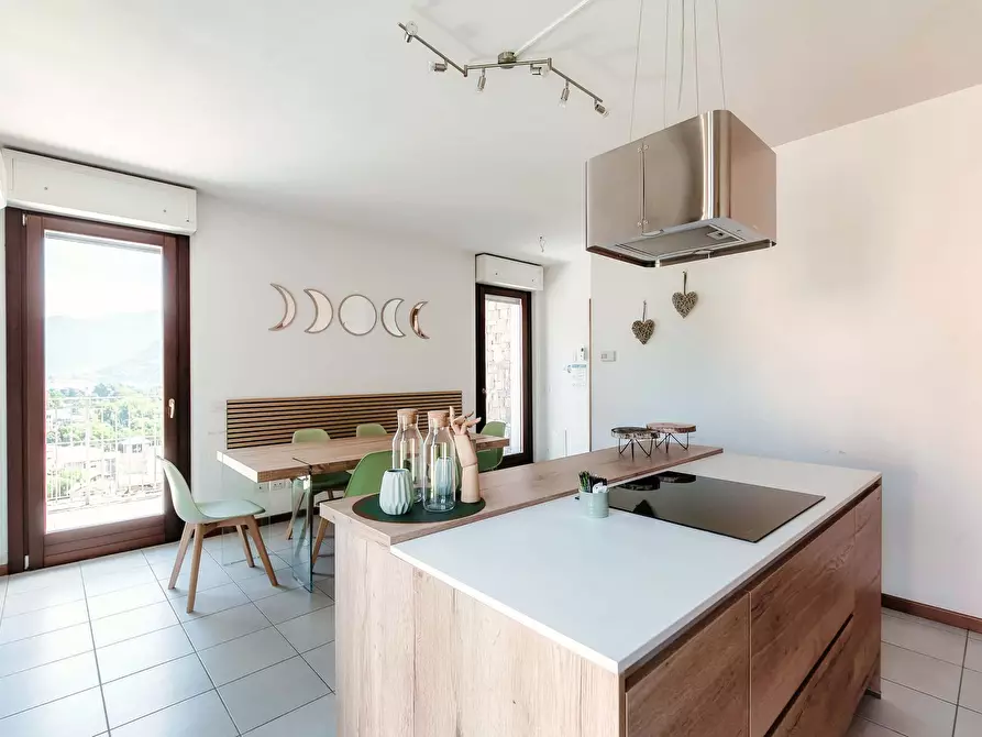 Immagine 7 di Appartamento in affitto  in Via della Conciliazione83 a Como