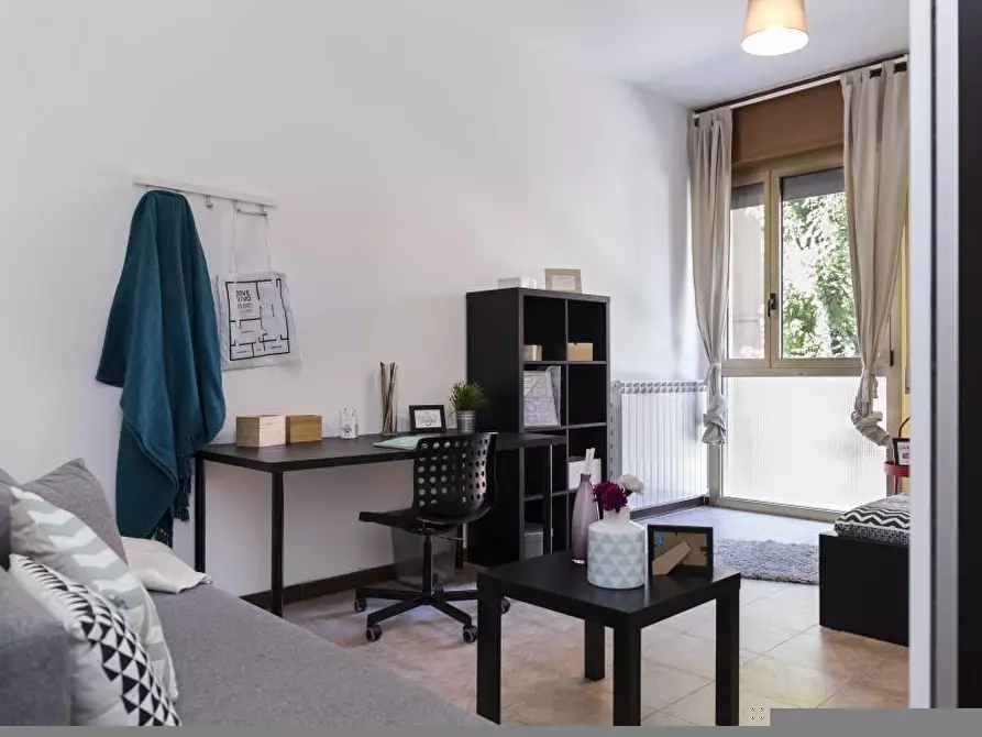 Immagine 2 di Camera in affitto  in Viale Giovanni Vicini20 a Bologna