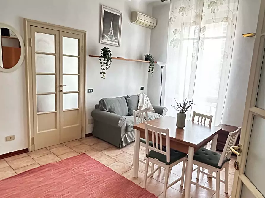 Immagine 2 di Appartamento in affitto  in Via Imperia13 a Milano