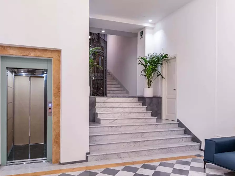 Immagine 11 di Appartamento in affitto  in Via Cavour238 a Roma