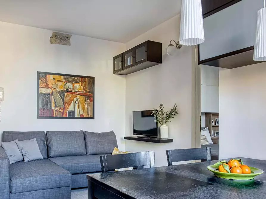 Immagine 1 di Appartamento in affitto  in Via Sebastiano del Piombo17 a Milano