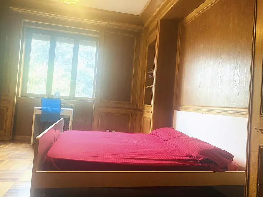 Immagine 9 di Camera in affitto  in Via Giovanni Segantini75 a Milano