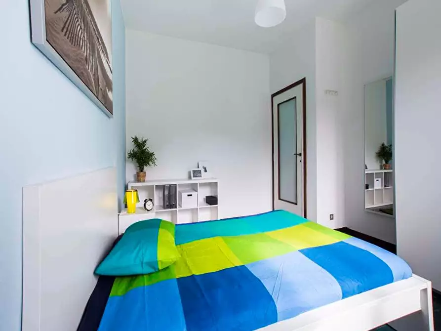 Immagine 5 di Camera in affitto  in Via Raffaello Bertieri1 a Milano