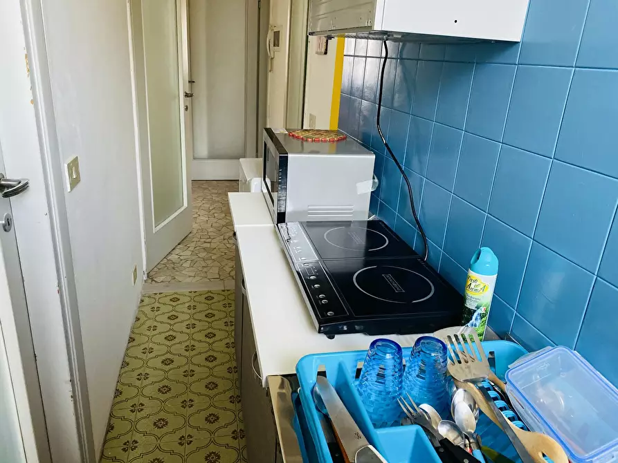 Immagine 12 di Camera in affitto  in Via Giovanni Segantini75 a Milano