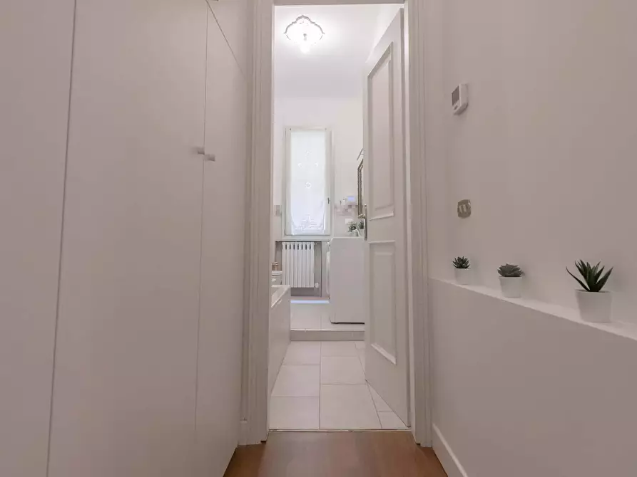 Immagine 2 di Appartamento in affitto  in Via Santo Stefano101 a Bologna