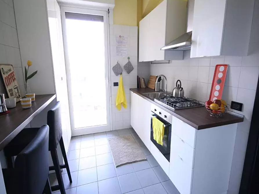 Immagine 20 di Camera in affitto  in Via Gustavo Fara39 a Milano