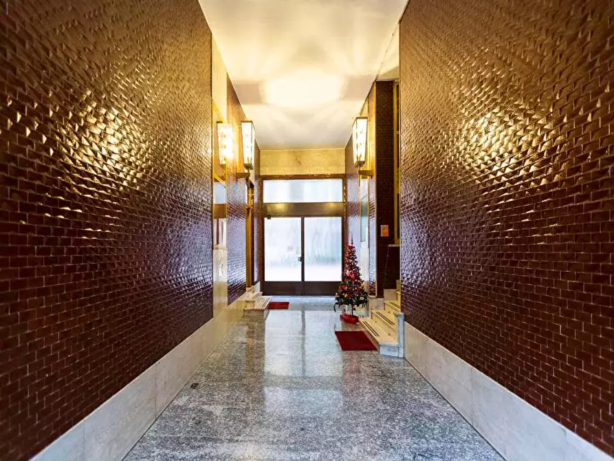 Immagine 12 di Camera in affitto  in Corso di Porta Romana116 a Milano