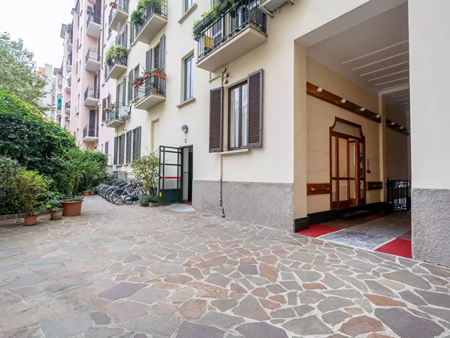 Immagine 46 di Appartamento in affitto  in Via Tiziano13 a Milano