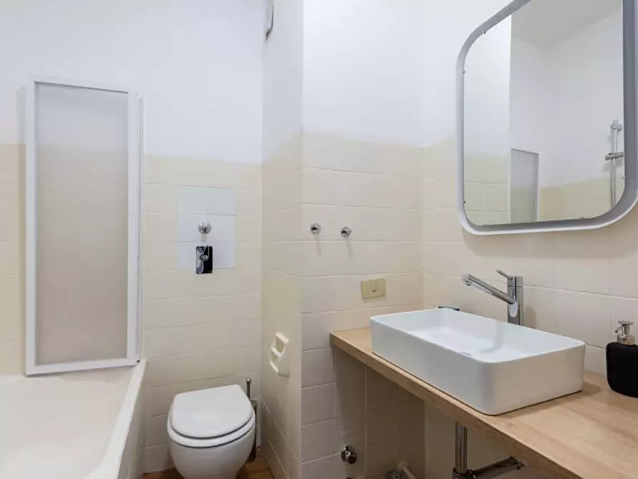 Immagine 10 di Camera in affitto  in Via Privata Mauro Rota8 a Milano