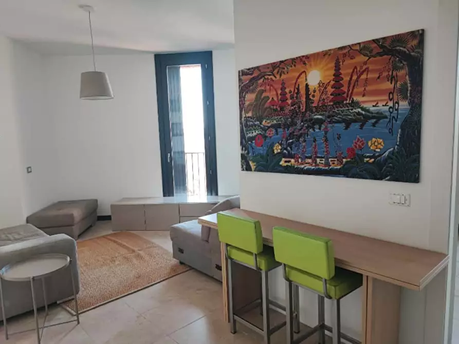 Immagine 1 di Appartamento in affitto  in Piazzale Segesta3 a Milano
