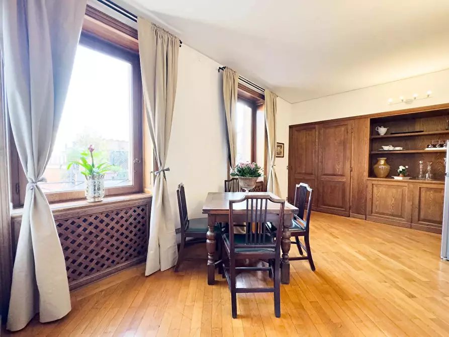 Immagine 40 di Appartamento in affitto  in Via Giulia171 a Roma