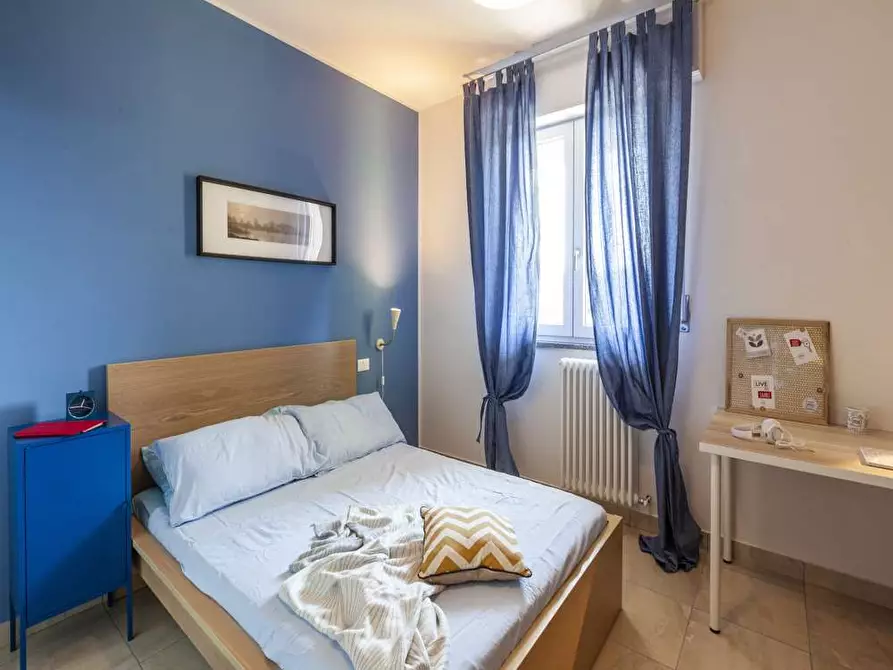 Immagine 4 di Camera in affitto  in Via Giuseppe Regaldi19 a Milano