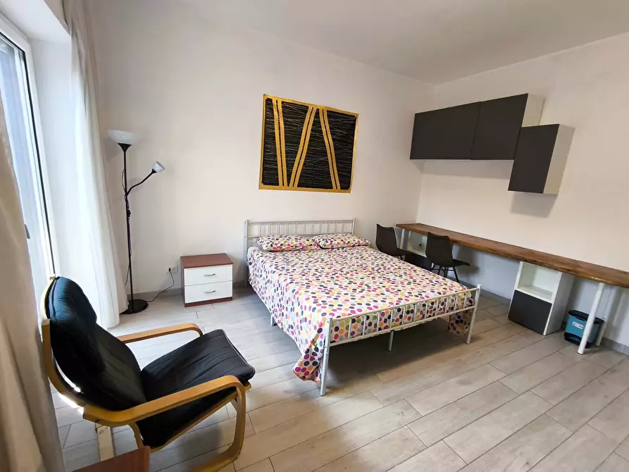 Immagine 5 di Camera in affitto  in Via Montebruno12 a Roma