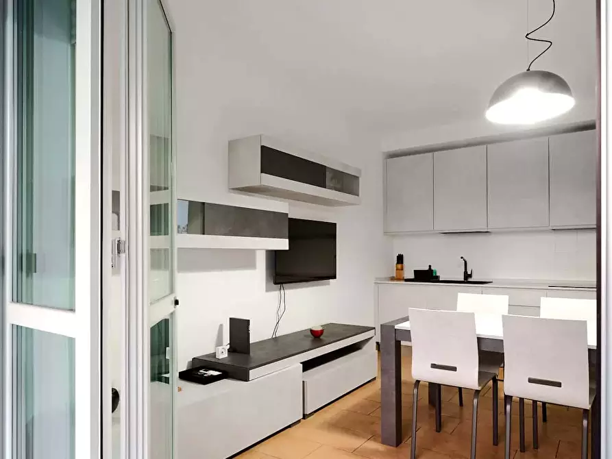 Immagine 15 di Appartamento in affitto  in Via Gargano53 a Milano