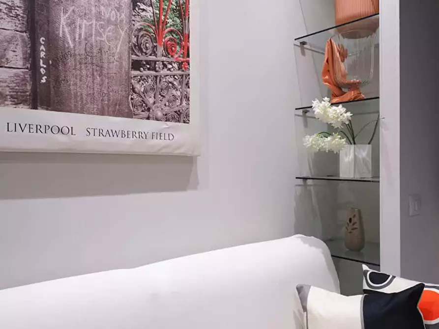 Immagine 25 di Appartamento in affitto  in Via San Calocero27 a Milano