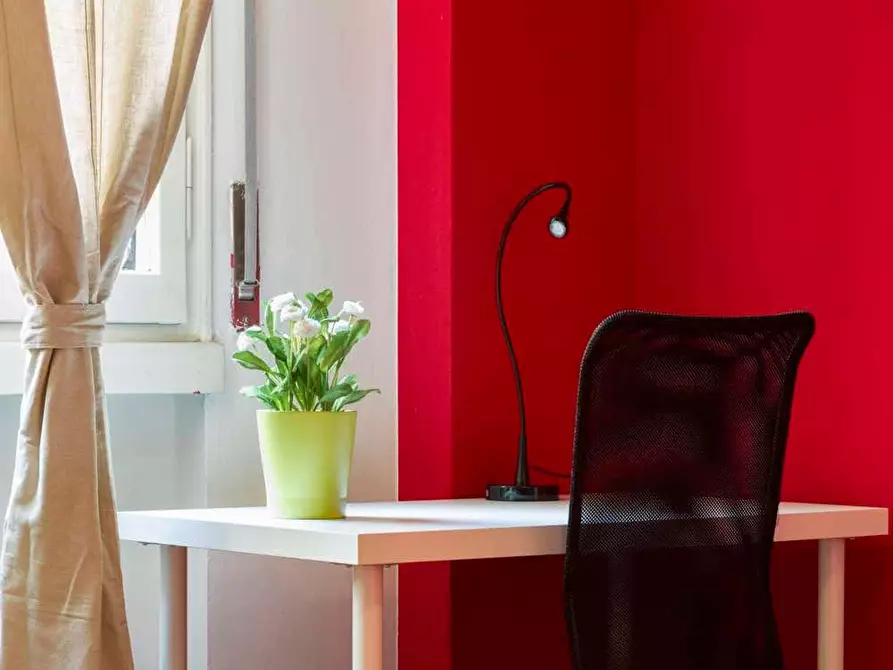 Immagine 23 di Camera in affitto  in Viale Coni Zugna27 a Milano