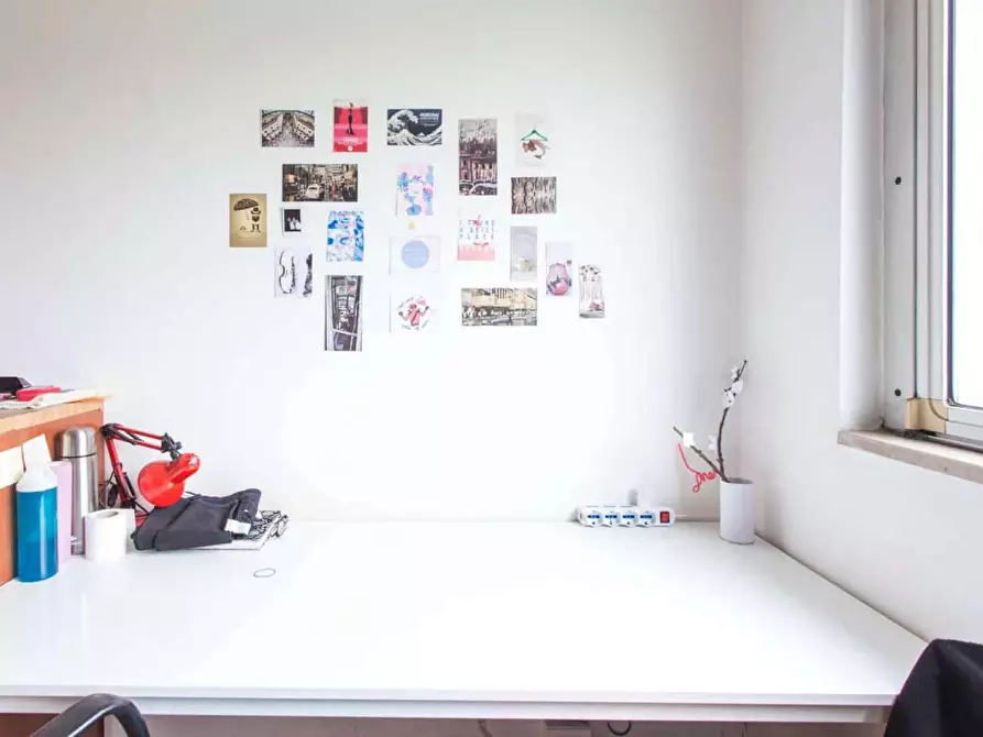 Immagine 4 di Camera in affitto  in Via dei Missaglia a Milano