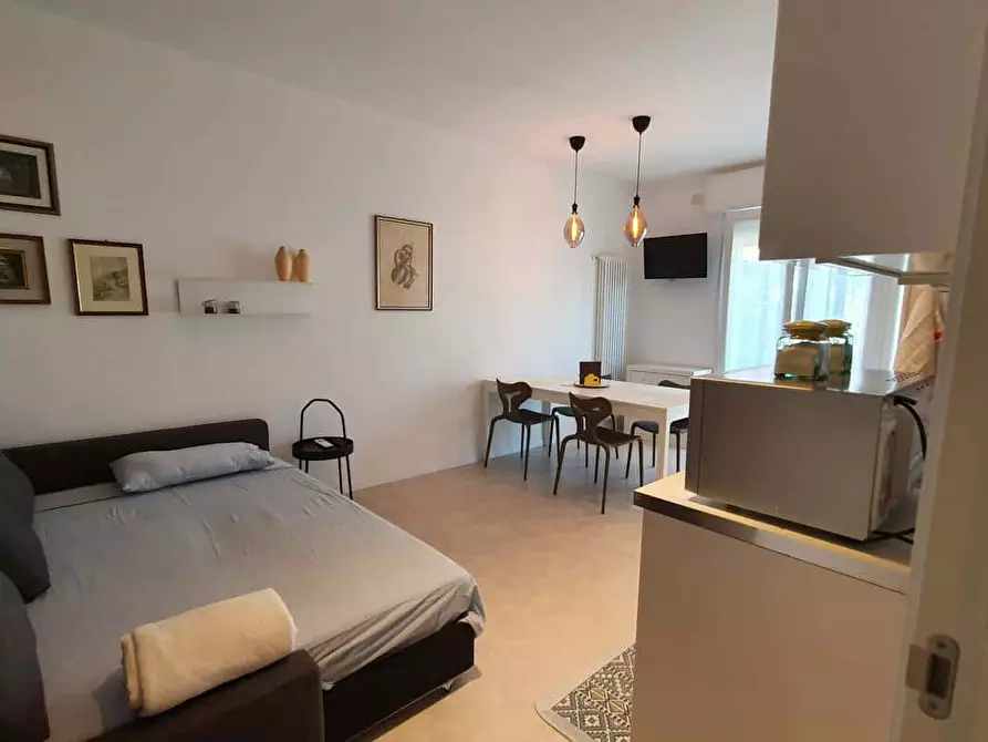 Immagine 2 di Appartamento in affitto  in Via M. Ferrazzi9 a Padova