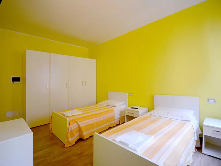 Immagine 2 di Camera in affitto  in Via Bordighera34 a Milano