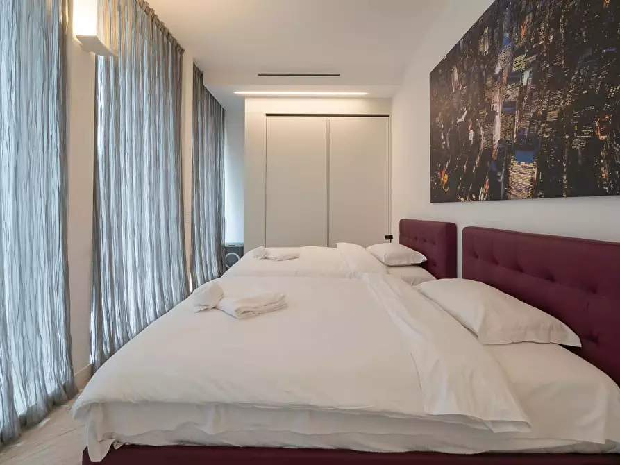 Immagine 13 di Appartamento in affitto  in Corso Europa10 a Milano