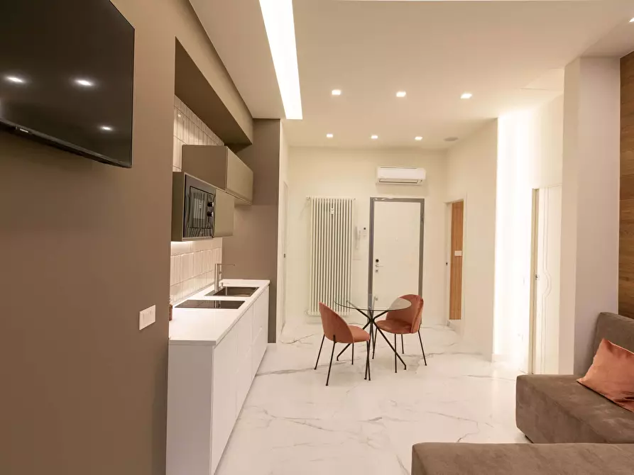 Immagine 6 di Appartamento in affitto  in Via Francesco Daverio6 a Milano