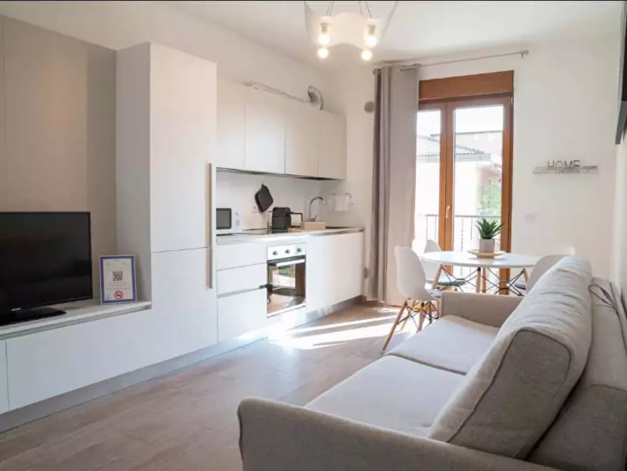 Immagine 1 di Appartamento in affitto  in Via Merano7 a Verona