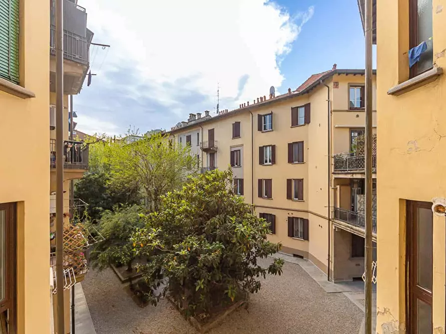 Immagine 38 di Appartamento in affitto  in Viale Nazario Sauro5 a Milano