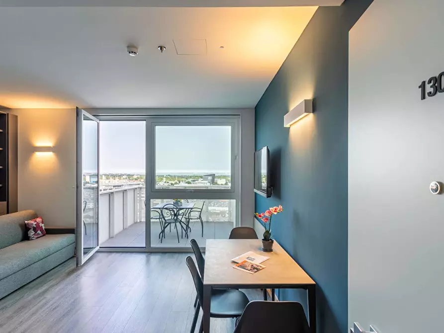 Immagine 12 di Appartamento in affitto  in Via Torino2 a Venezia