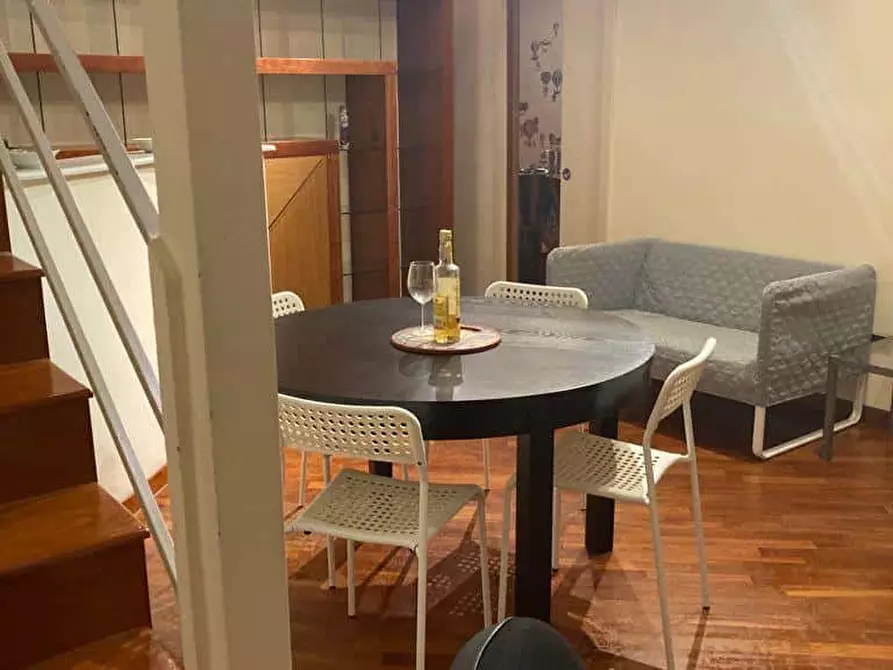 Immagine 1 di Appartamento in affitto  in Via Duomo19 a Napoli