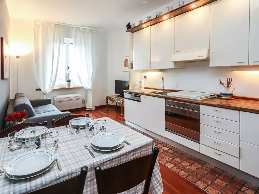 Immagine 33 di Appartamento in affitto  in Via Alserio30 a Milano