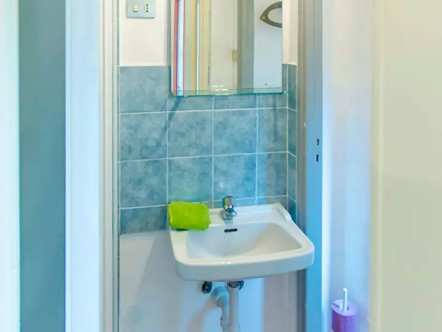 Immagine 4 di Camera in affitto  in Corso Sebastopoli a Torino