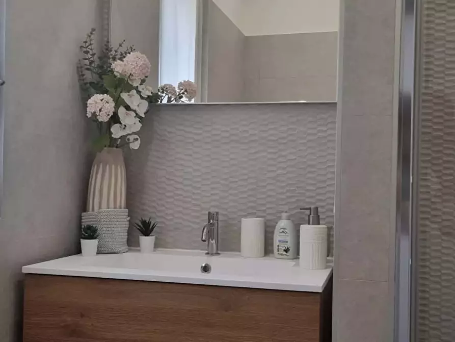 Immagine 25 di Appartamento in affitto  in Via San Barnaba a Milano