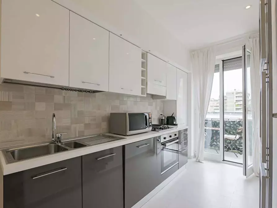 Immagine 5 di Appartamento in affitto  in Via Tito Livio20 a Milano