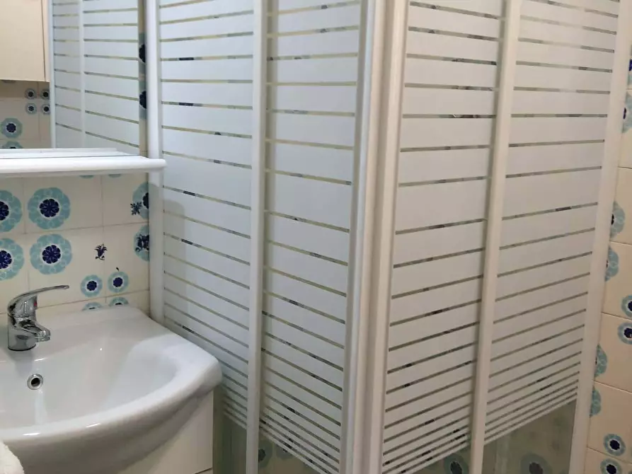 Immagine 22 di Appartamento in affitto  in Vico Paparelle Al Pendino5 a Napoli