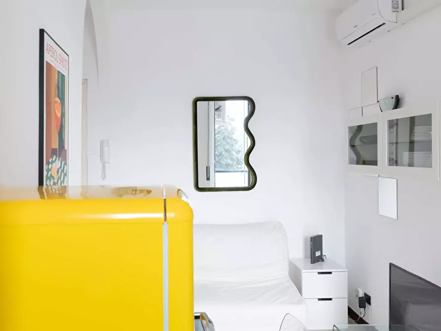 Immagine 6 di Appartamento in affitto  in Alzaia Naviglio Pavese144 a Milano