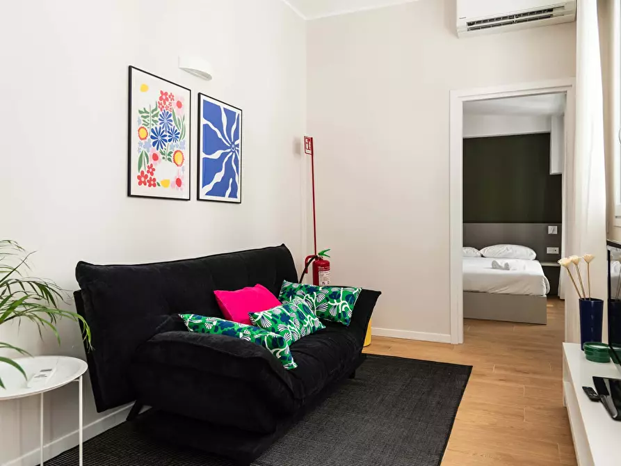 Immagine 1 di Appartamento in affitto  in Via Giacomo Zanella68 a Milano