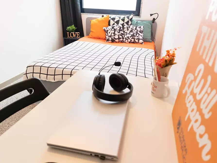 Immagine 3 di Camera in affitto  in Via Dante Alighieri108 a Cagliari