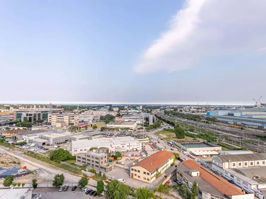 Immagine 13 di Appartamento in affitto  in Via Torino2 a Venezia