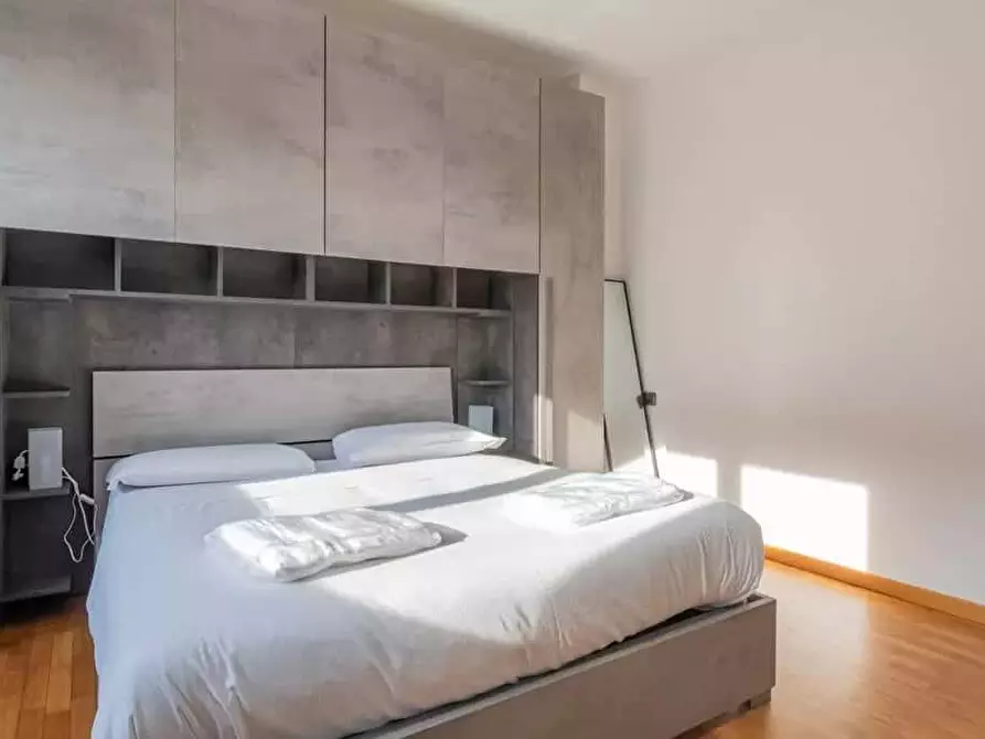 Immagine 4 di Appartamento in affitto  in Viale dell'Innovazione13 a Milano