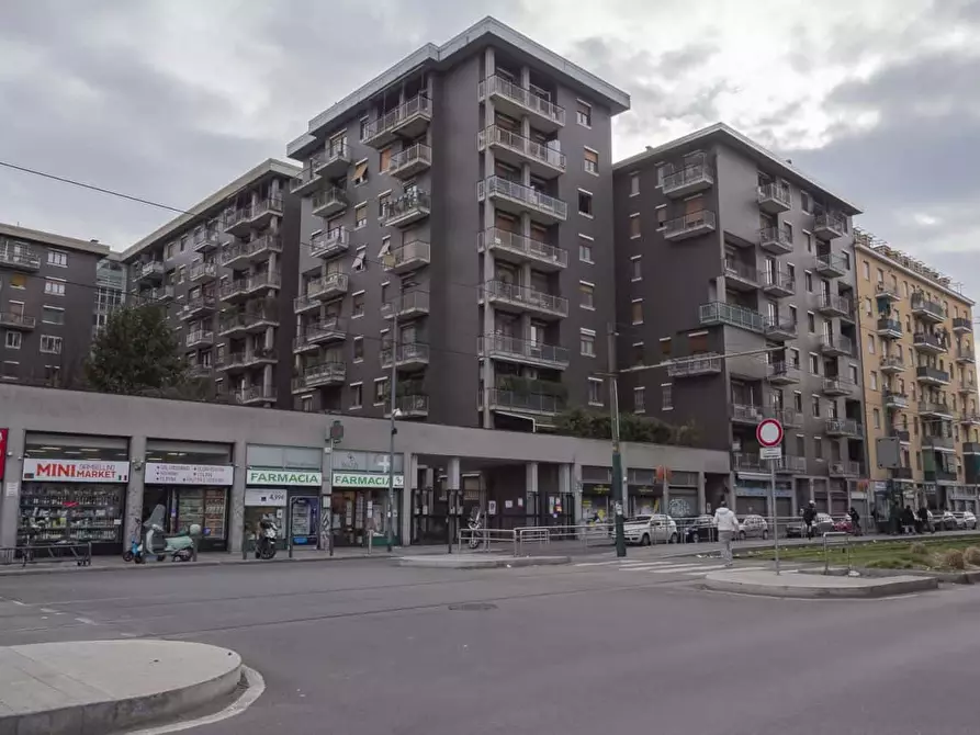 Immagine 26 di Appartamento in affitto  in Via Giambellino131 a Milano