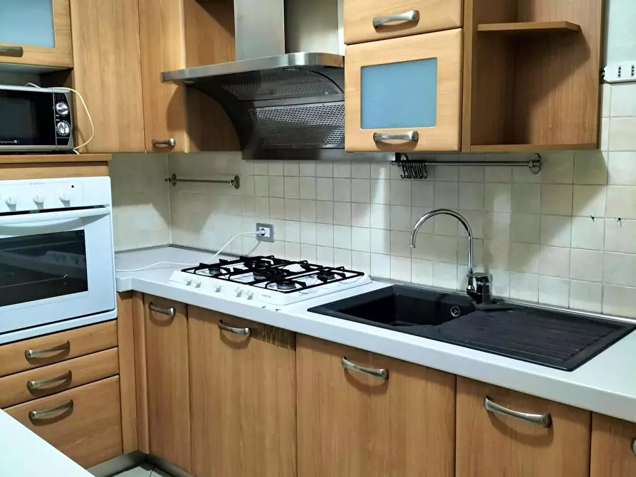 Immagine 10 di Camera in affitto  in Via Guido Gozzano1 a Cinisello Balsamo