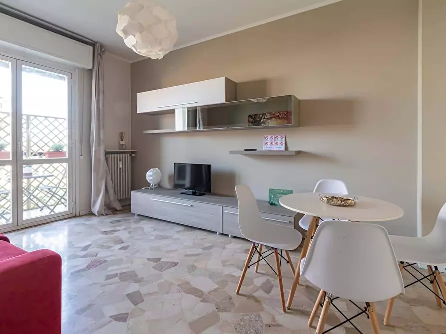 Immagine 3 di Appartamento in affitto  in Viale Teodorico19 a Milano