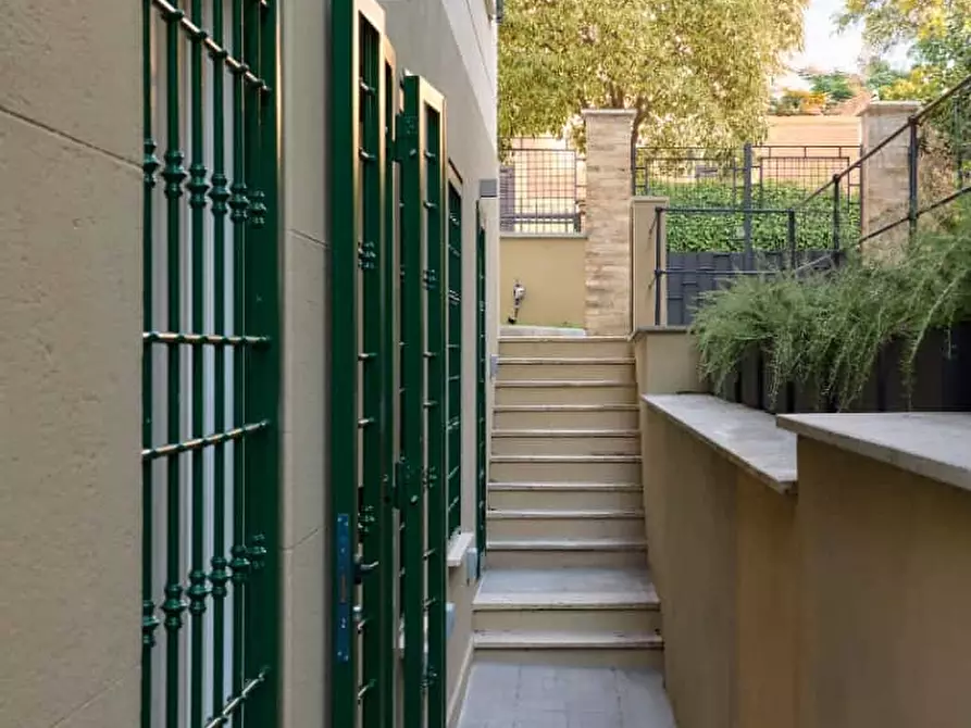 Immagine 17 di Appartamento in affitto  in Via Giulia di Gallese4 a Roma