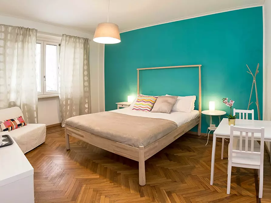 Immagine 2 di Camera in affitto  in Corso Massimo d'Azeglio78 a Torino