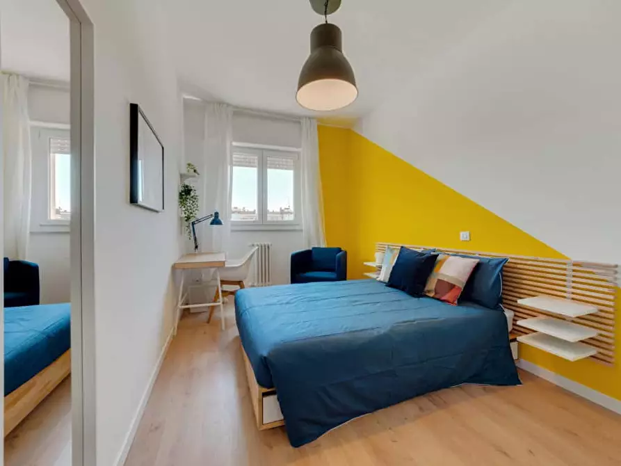 Immagine 10 di Camera in affitto  in Via F. R. Lamennais5 a Milano